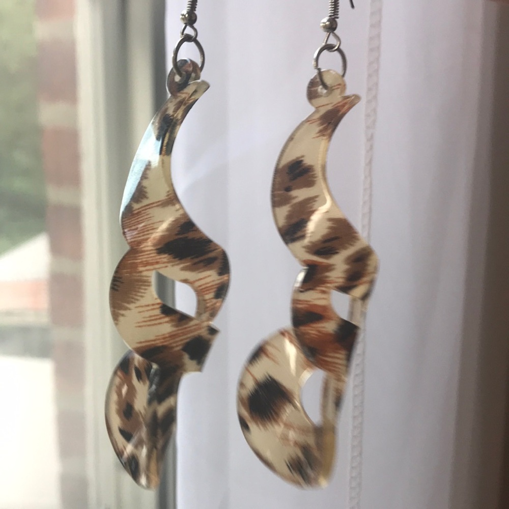 🌟 Leopard earrings 🌟 - Picture 2 of 3